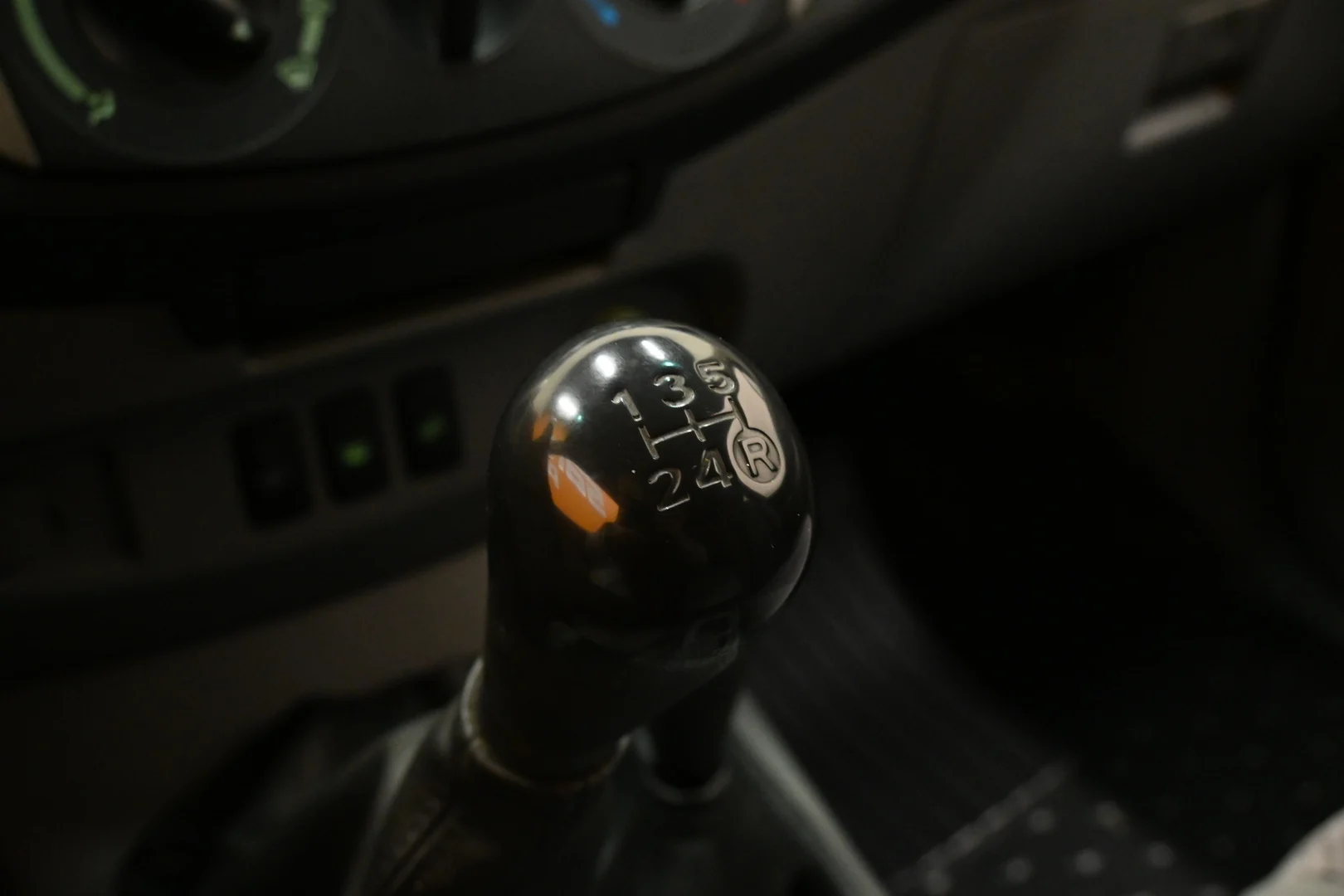 Car Image - 2M3SlKng5JC71143Va6QzY
