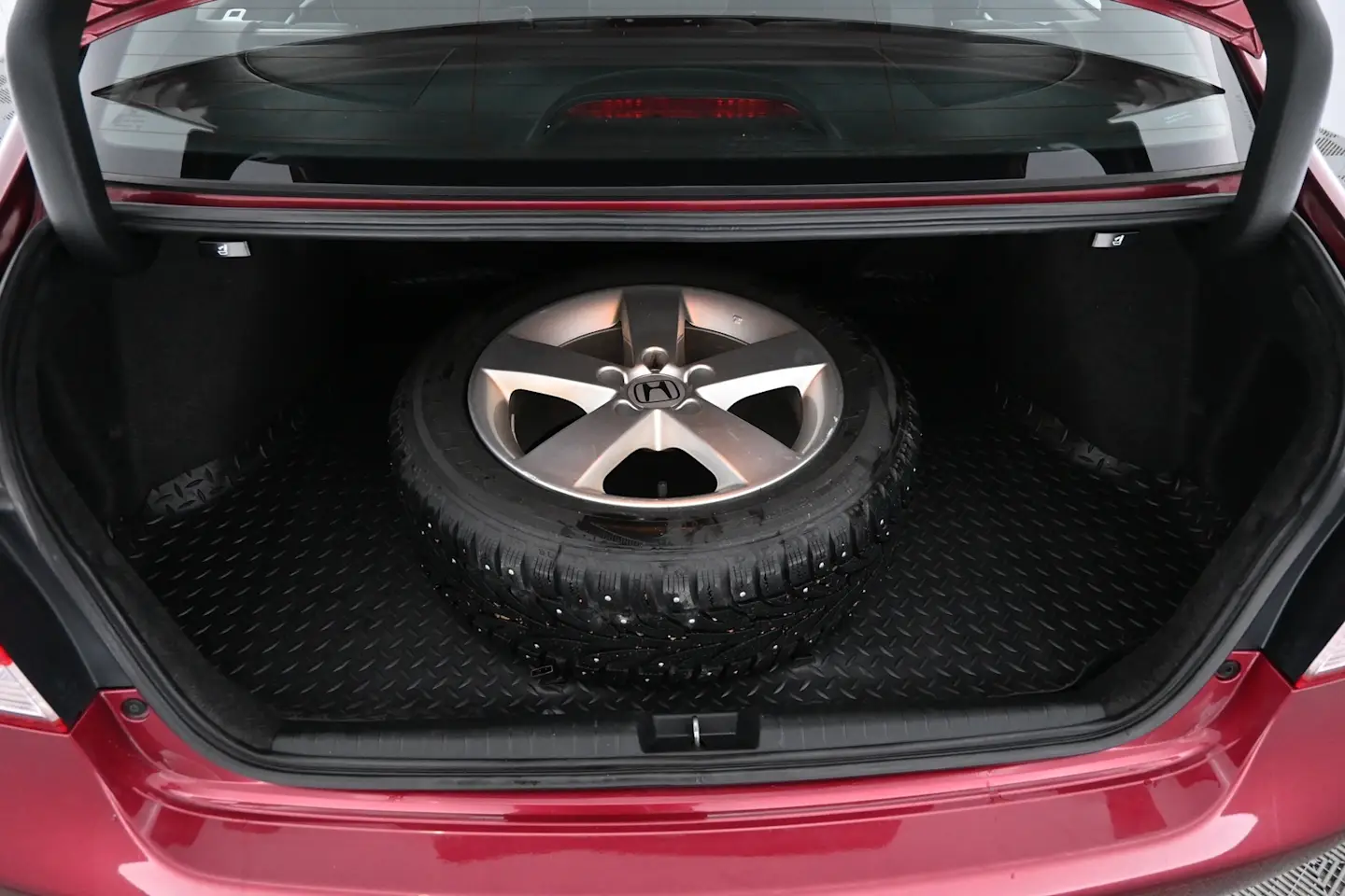 Car Image - 6K02kwqSLDs8t3jGOovnOa