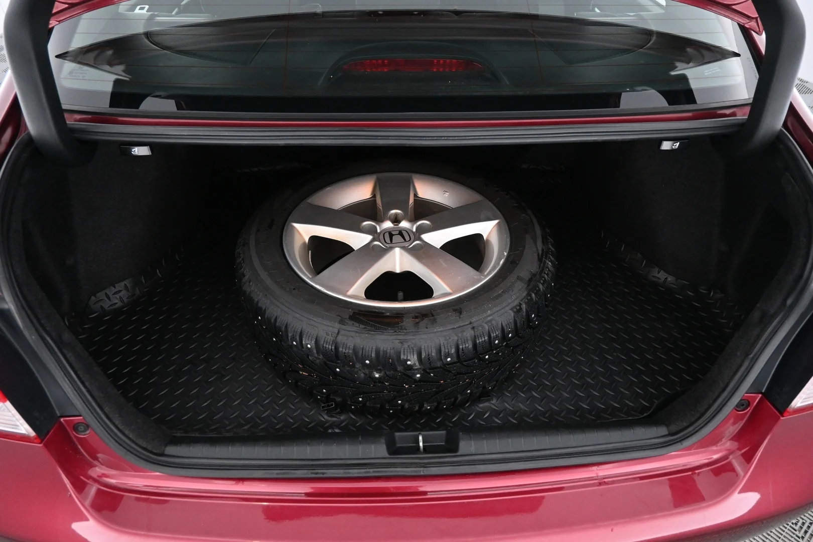 Car Image - 6K02kwqSLDs8t3jGOovnOa
