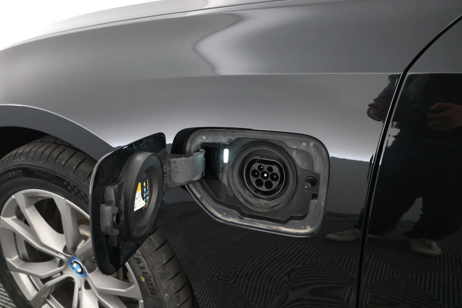 Car Image - 4Gi1Dn3WXVj999S82SIZnf