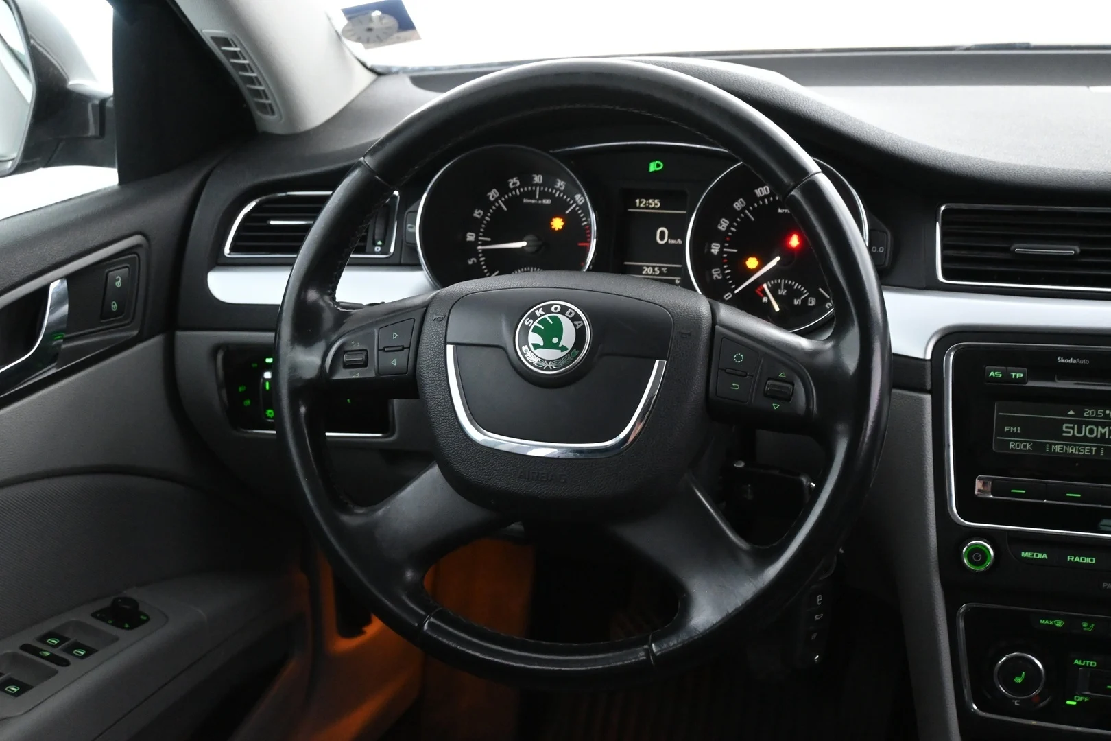 Car Image - 1MRVWODxvf03YVN6C4ESFh
