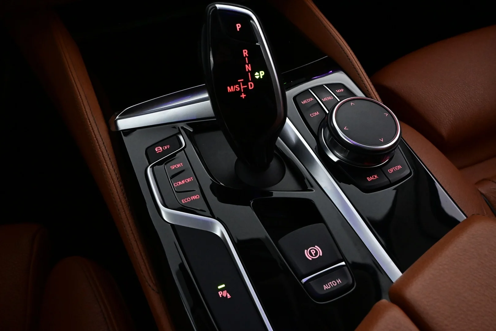 Car Image - 211a8E1UZnZw9jKzqC2p2h