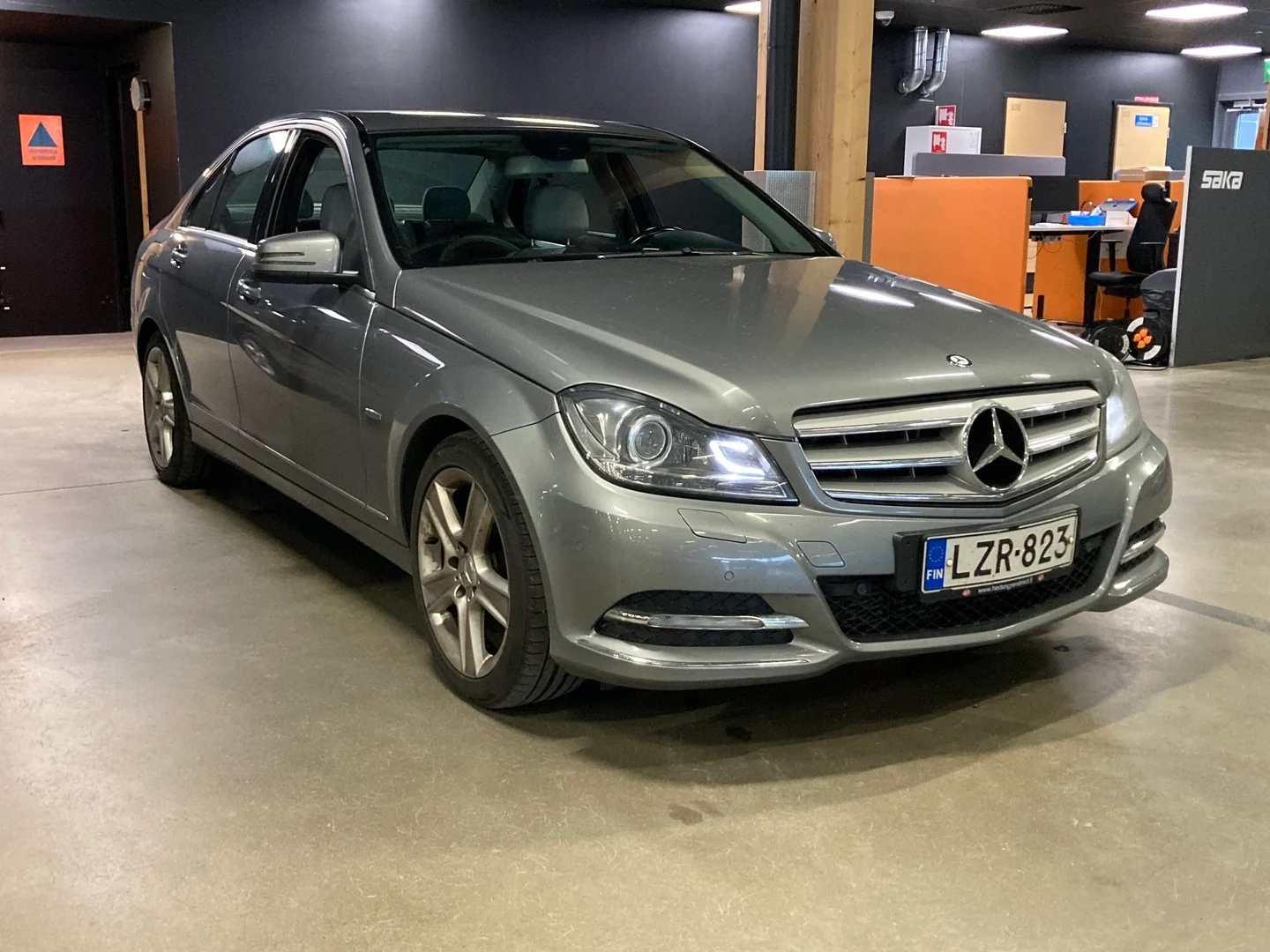 Car Image - 4EdO02rKMlEZGM7EJhuxER