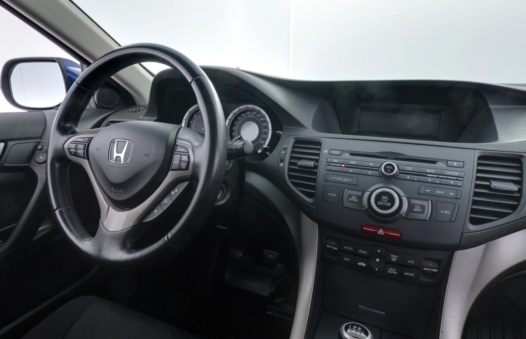 Car Image - 70wOln5cZJMDgBr4DYtQFR
