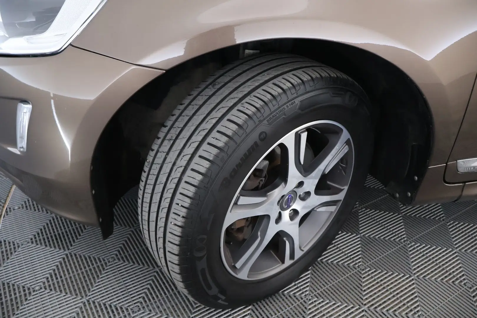 Car Image - 1nrhRW8RndTgpIP060AfcG
