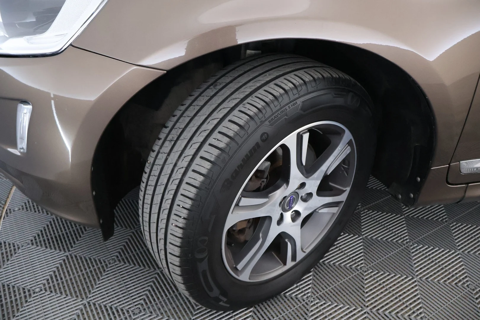 Car Image - 1nrhRW8RndTgpIP060AfcG