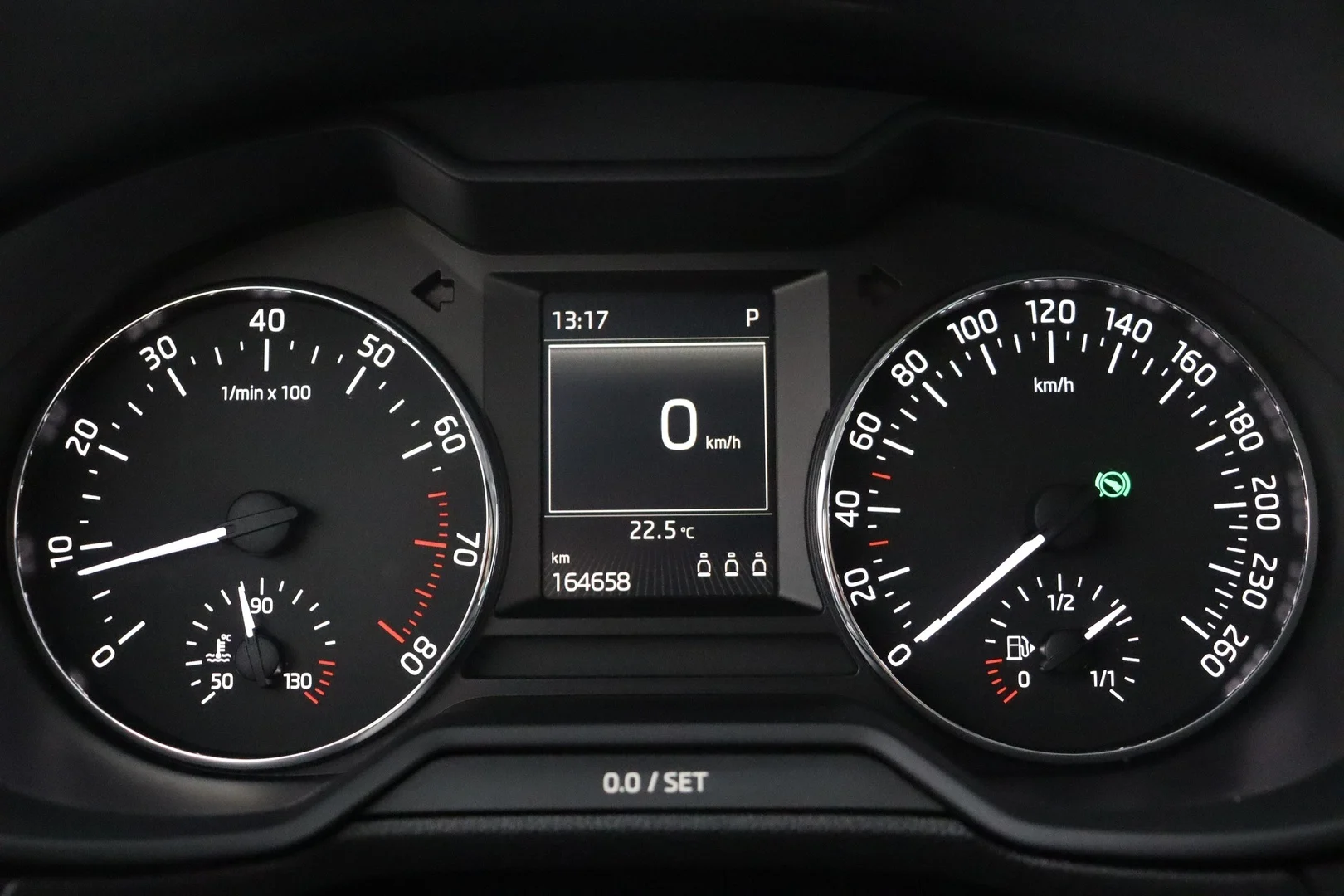 Car Image - 19iayJ62SD4HaOQELJrBDH