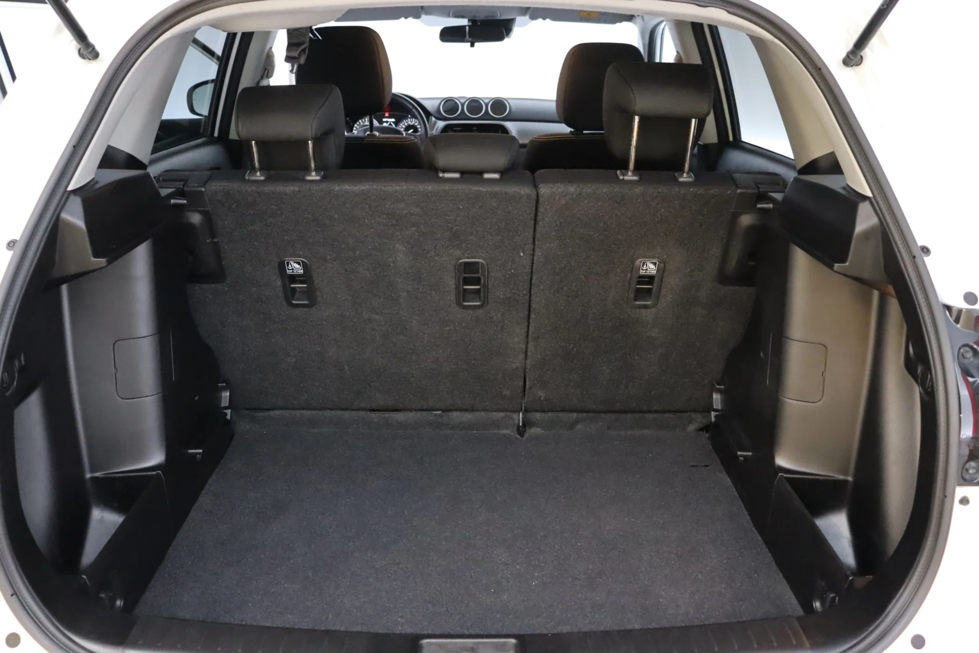 Car Image - 7gSlBxF4R4cDEczgzsgqho