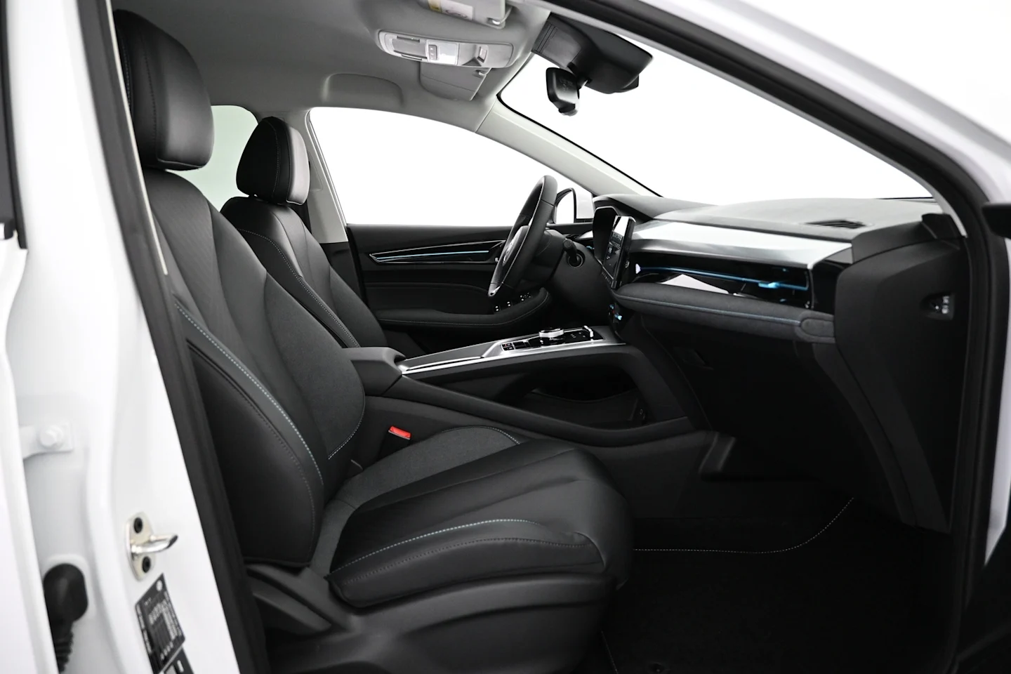 Car Image - 1fAHa7VBFaoojGRQjhBs7E