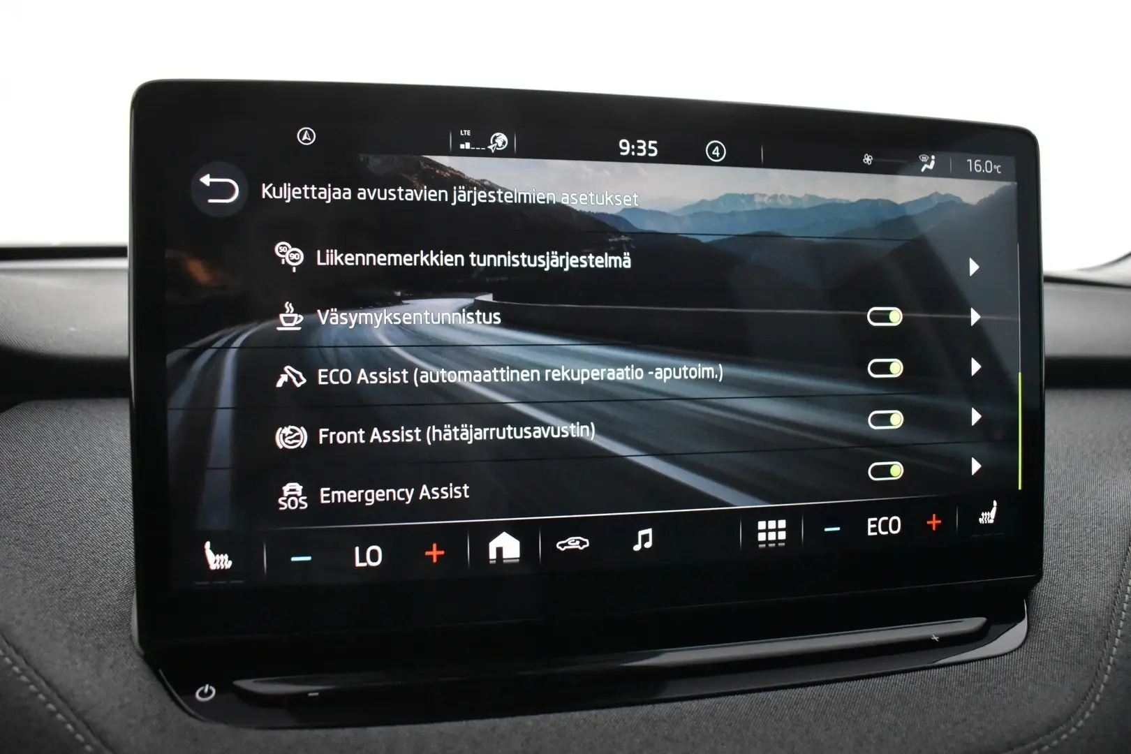 Car Image - 5i2o4MurSwLpIOMPS8DGB0