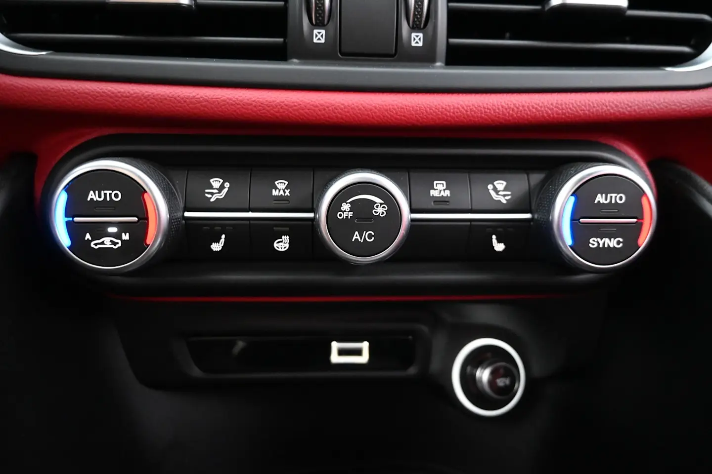 Car Image - 40x2d9h03gxLwTb3yDFep5