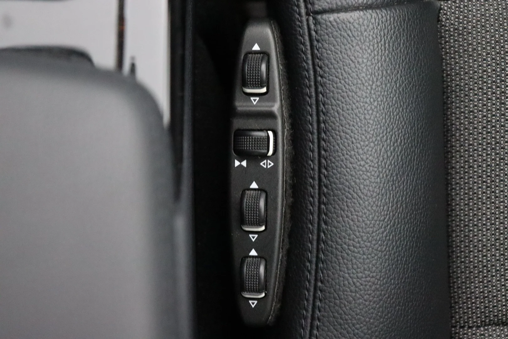 Car Image - 586fvxfQZe2GP7pEHNoskw