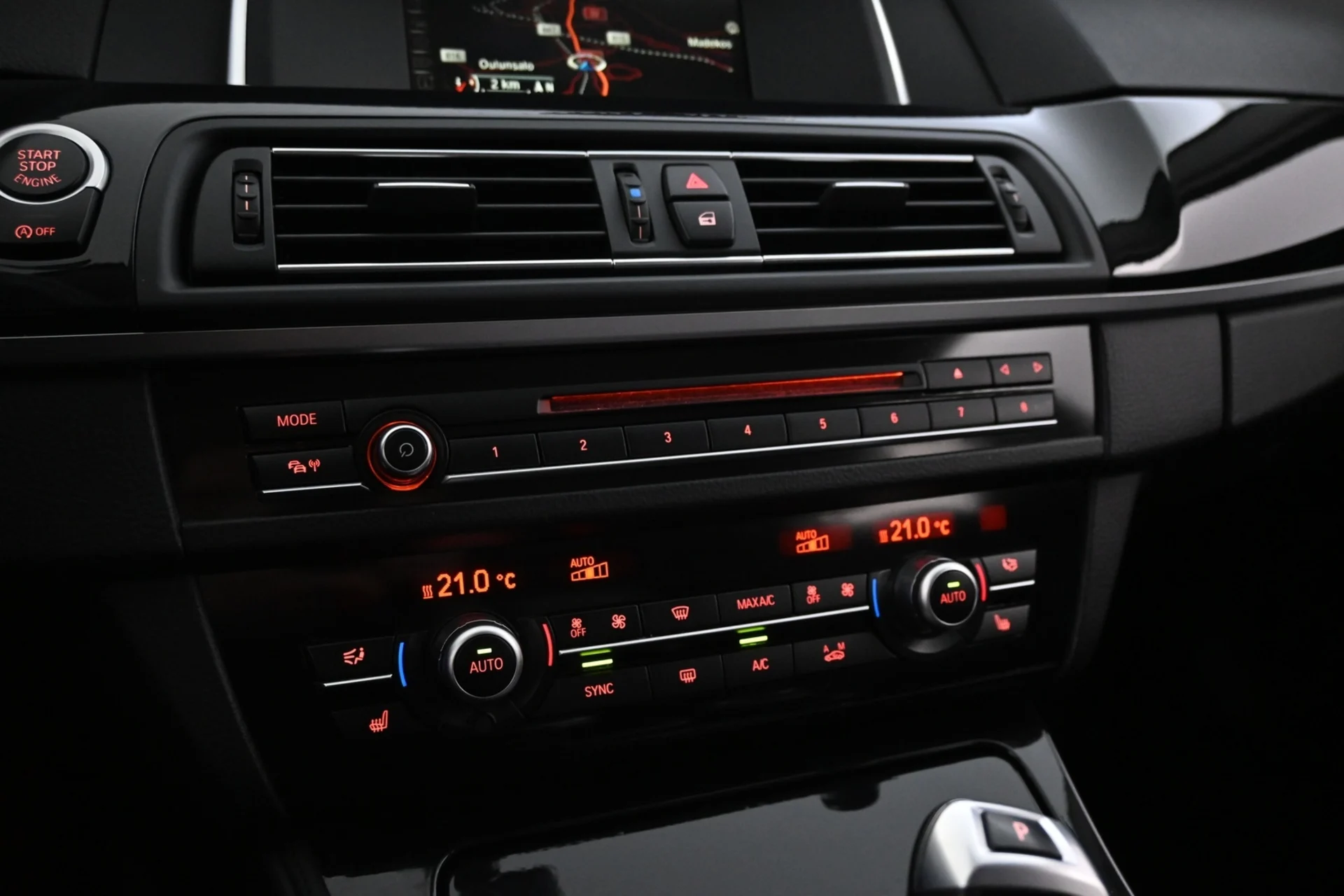 Car Image - 53mm3YxiO2YJuxRFDCdBo0