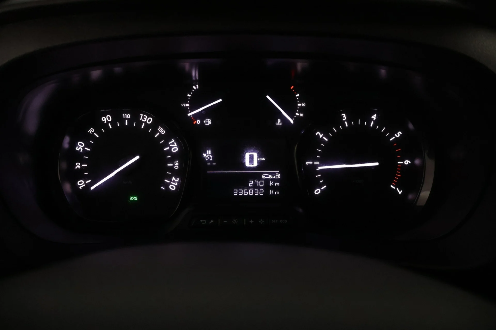 Car Image - 4HZOZ0AwvvuTQZpOAMG9Zb