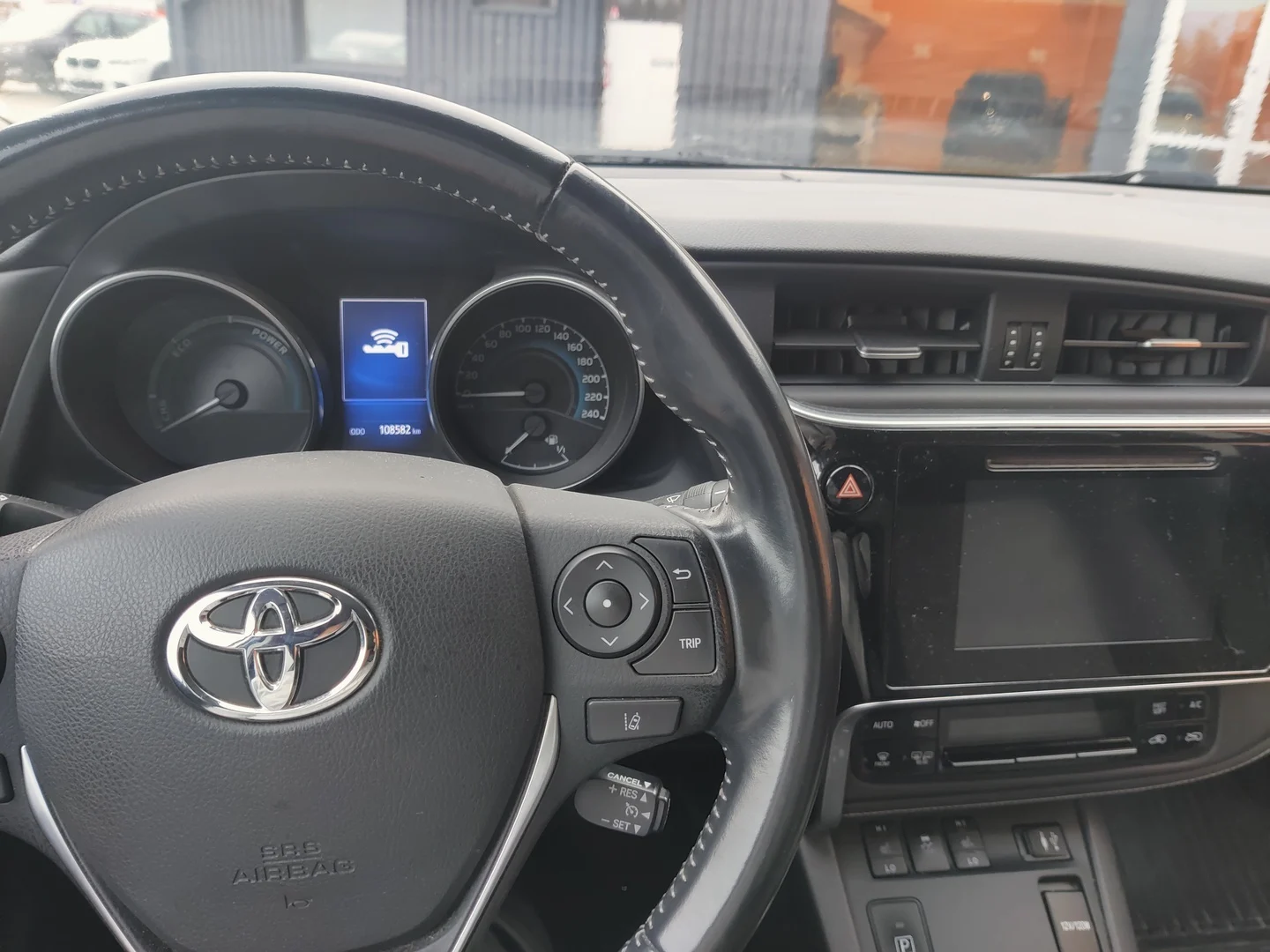 Car Image - 7rTzGoybNIiqsdbNFHFgID