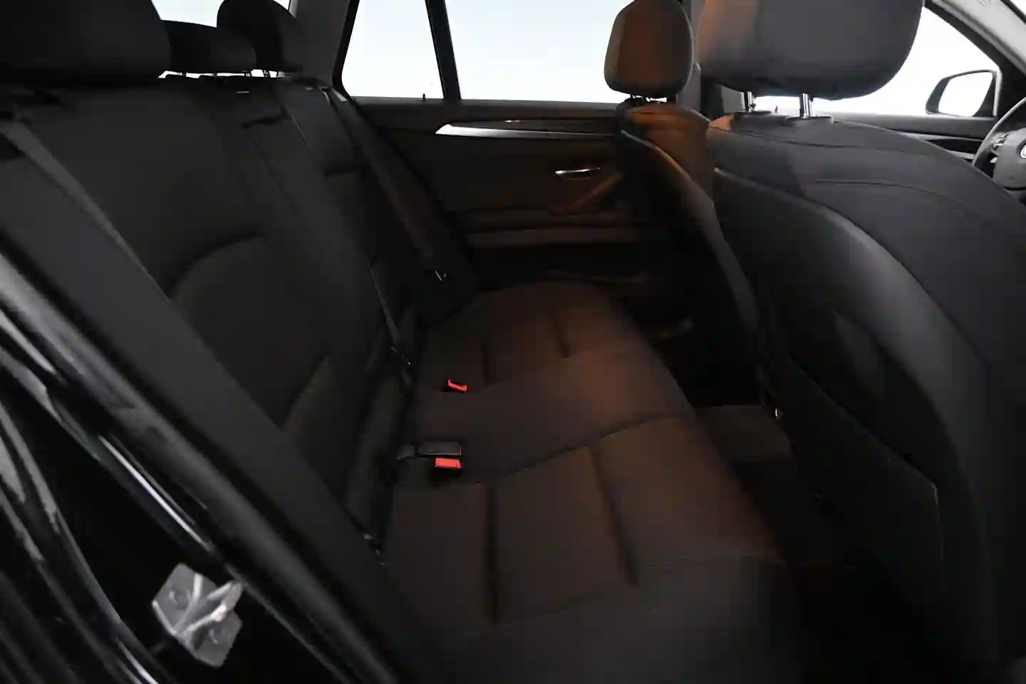 Car Image - 35jeoo7AAId1uAR5CxVaQ2