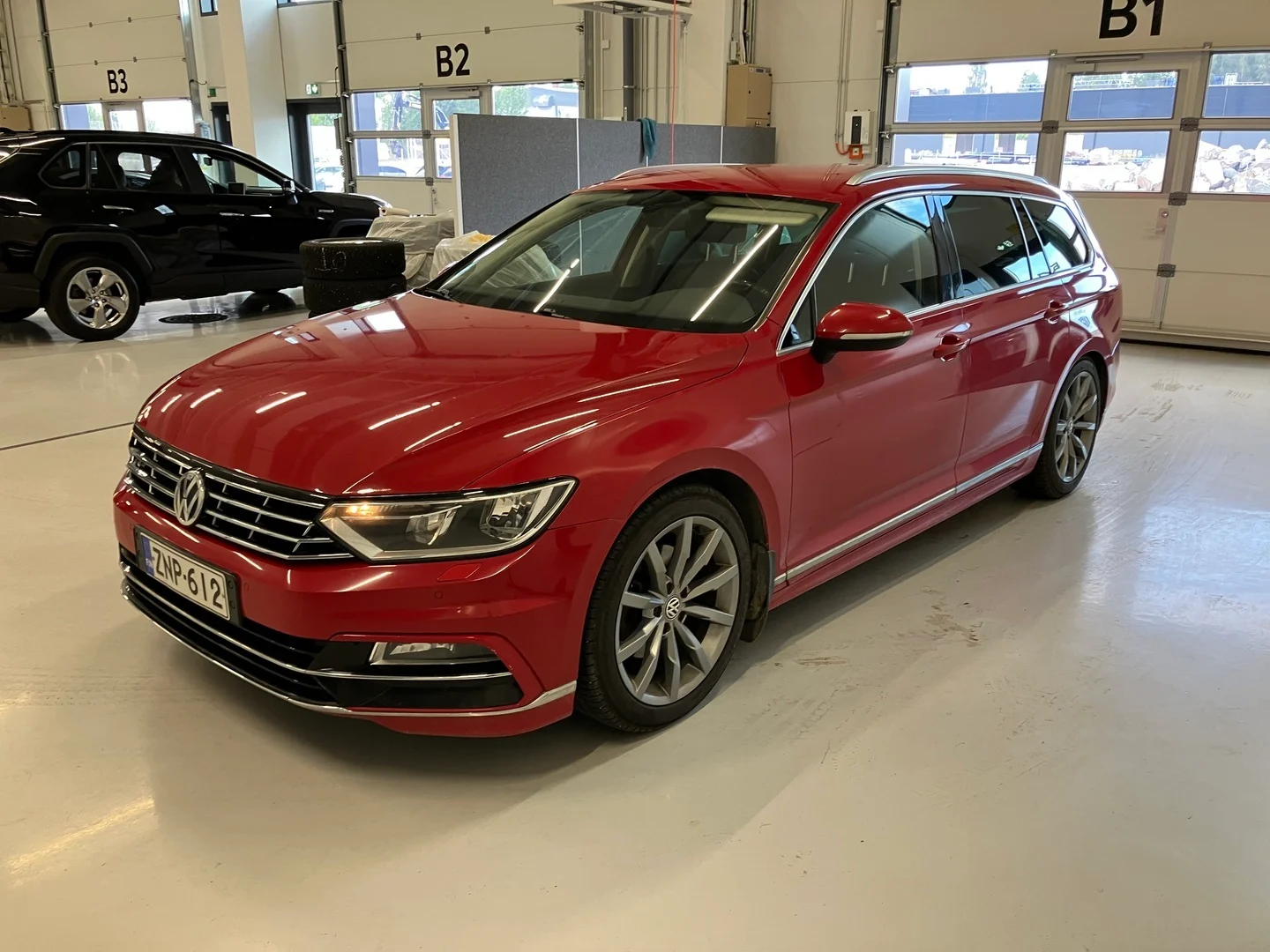 Car Image - 1hSM58fX1LMldt2dDJUXLN