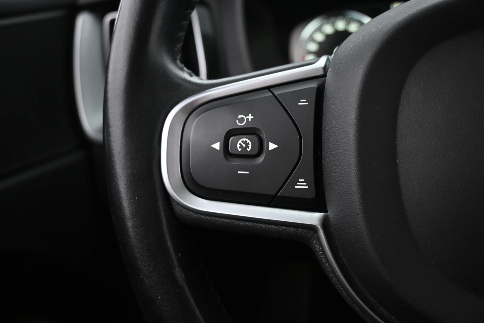 Car Image - 54V9ffm5jgwYSUQgQruYbs