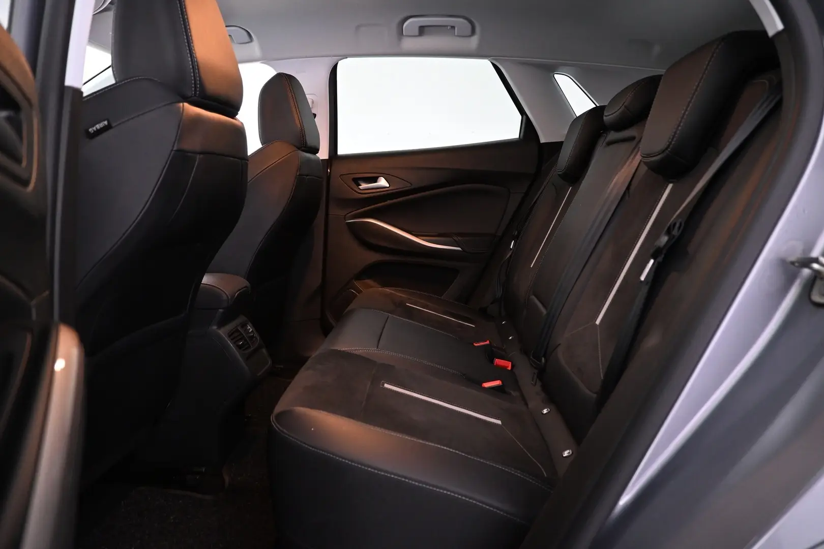 Car Image - 3taQrILPvUyrWxsc49orLb