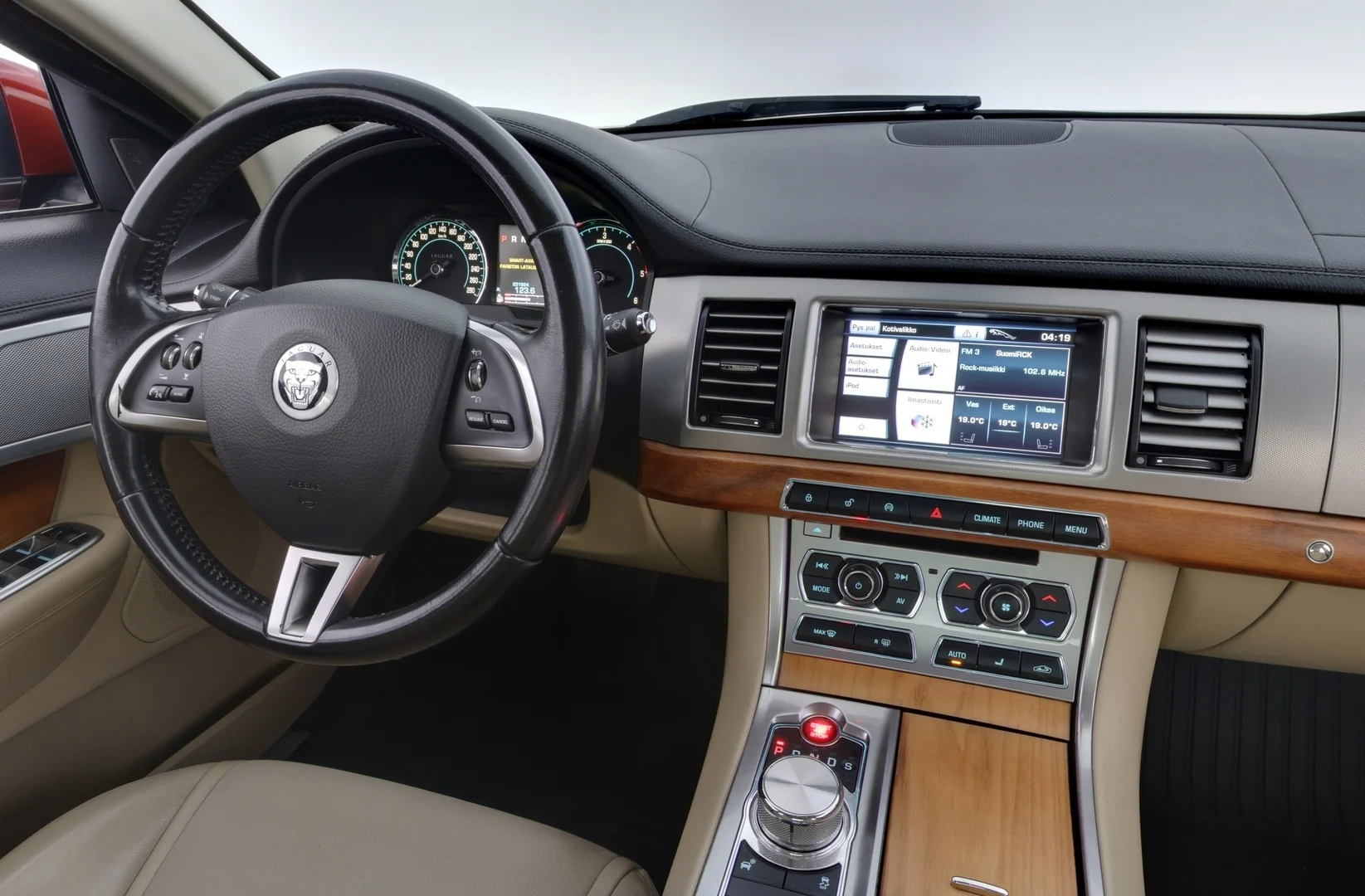 Car Image - 5QurBoK3CqHOxKPo1MzMop