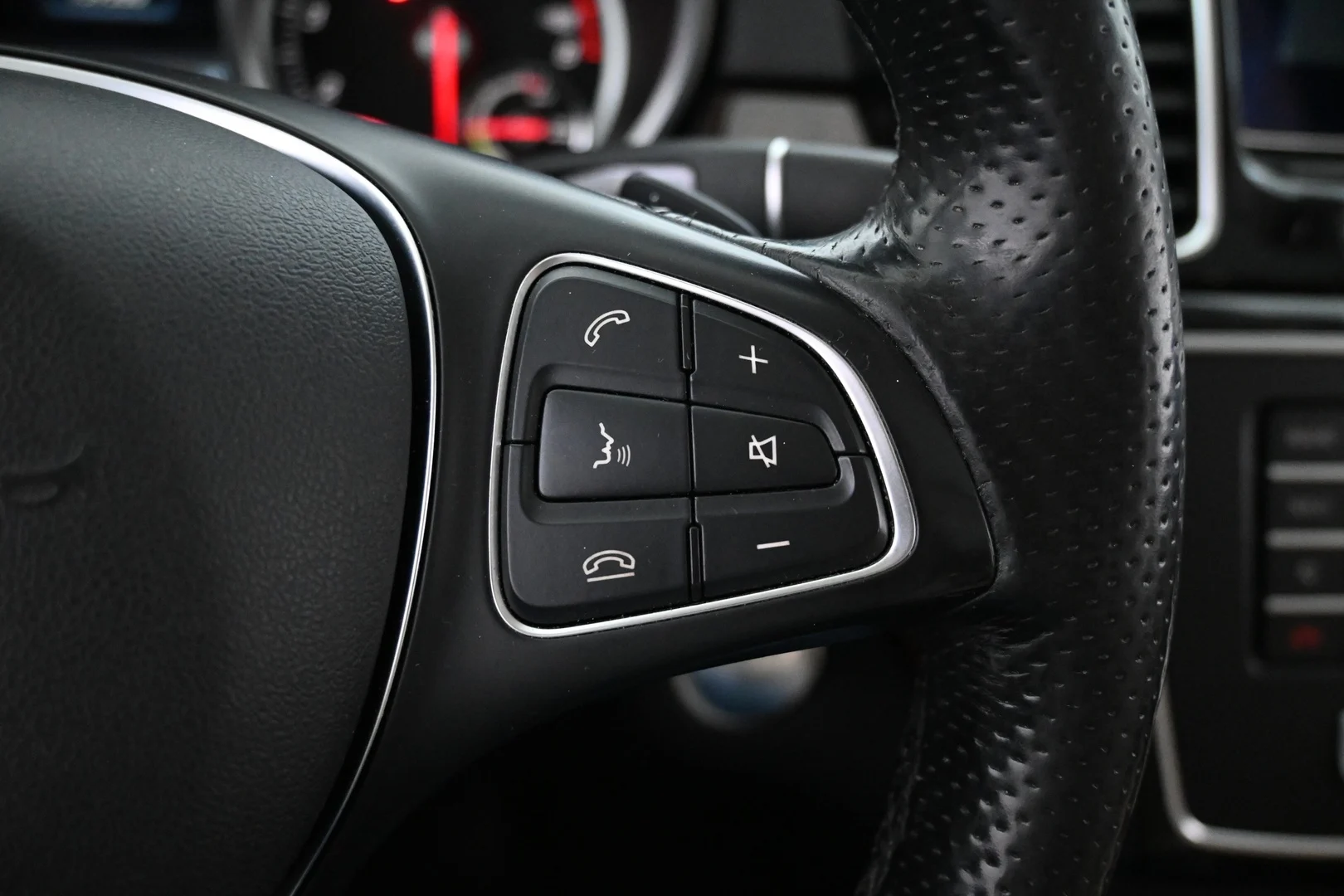 Car Image - 56LQwTuuPSsamPznOO1v6g