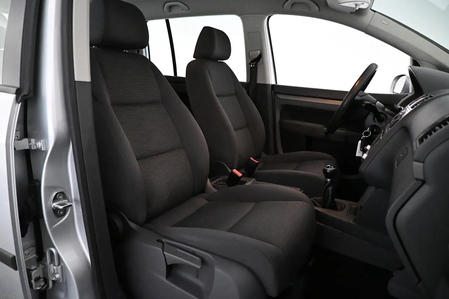 Car Image - 5xRuXrrYnFRqLJNPYRoOIp