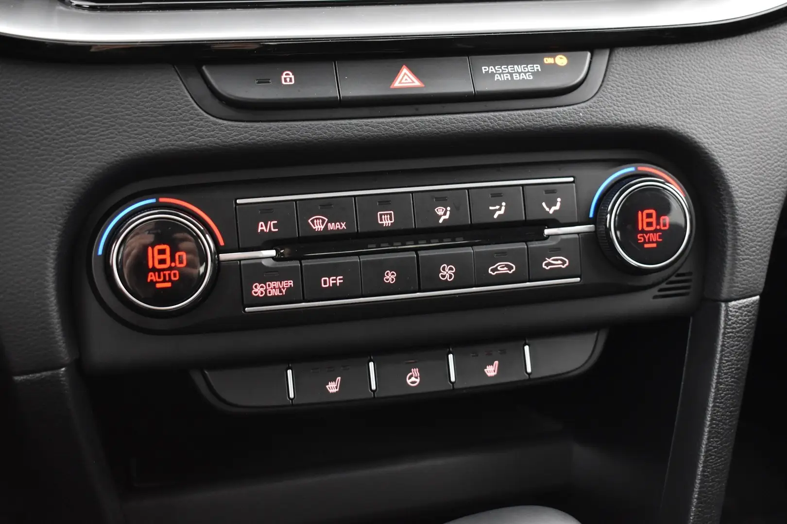Car Image - 5eH8yv9Fc7bZ6po3nywrpv