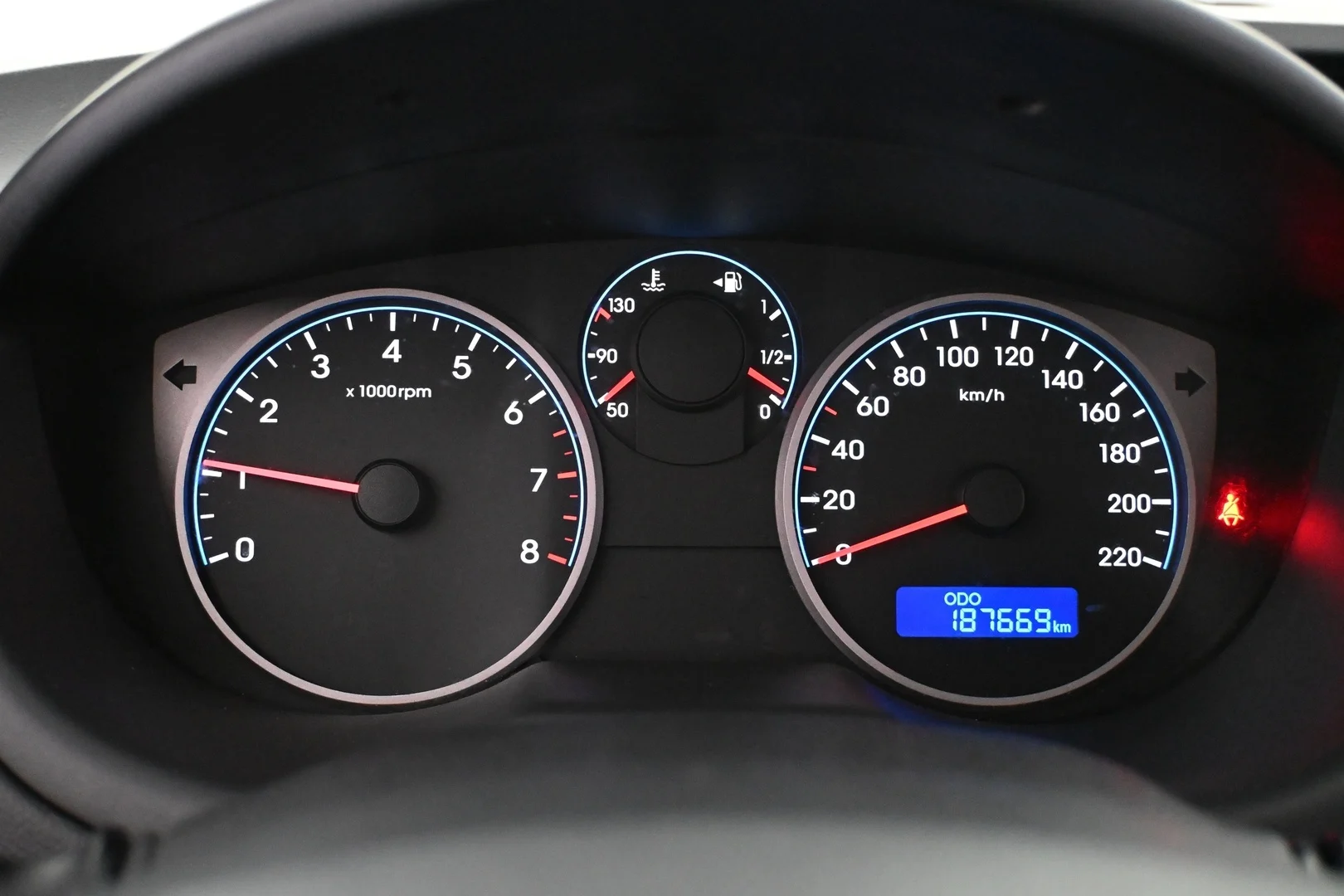 Car Image - 6MhAudfKfJvu0YsDvw4Kwy