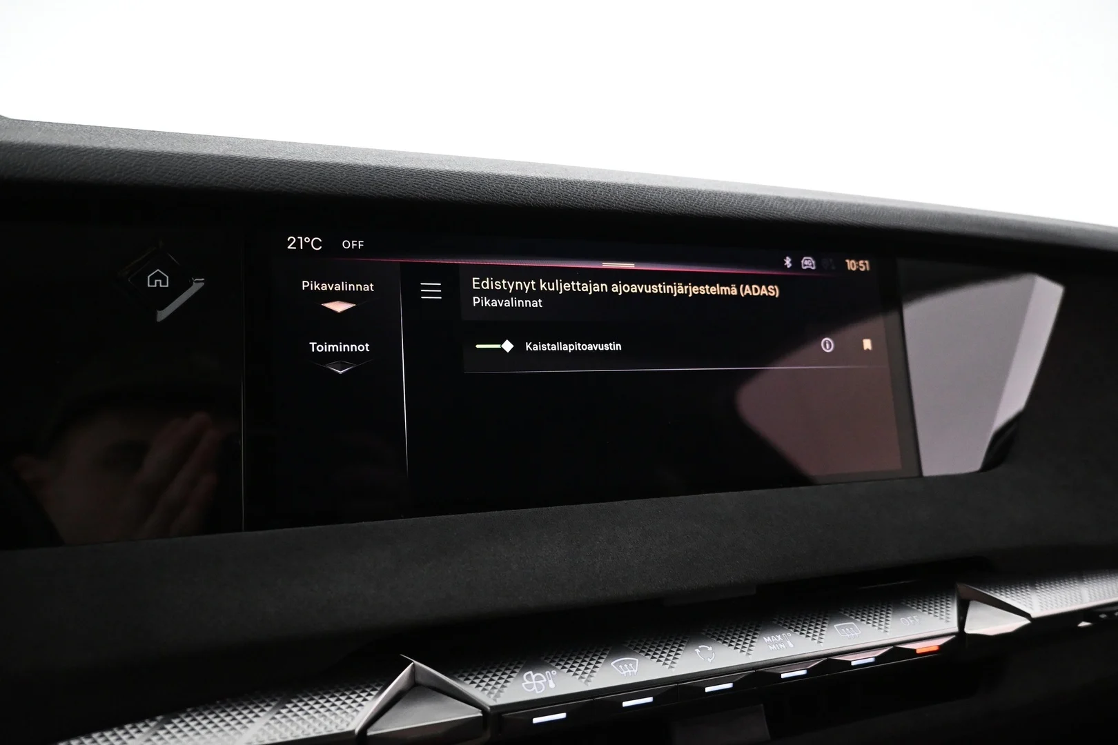 Car Image - 77ILVx5bSsKlPTXRhDlpoo