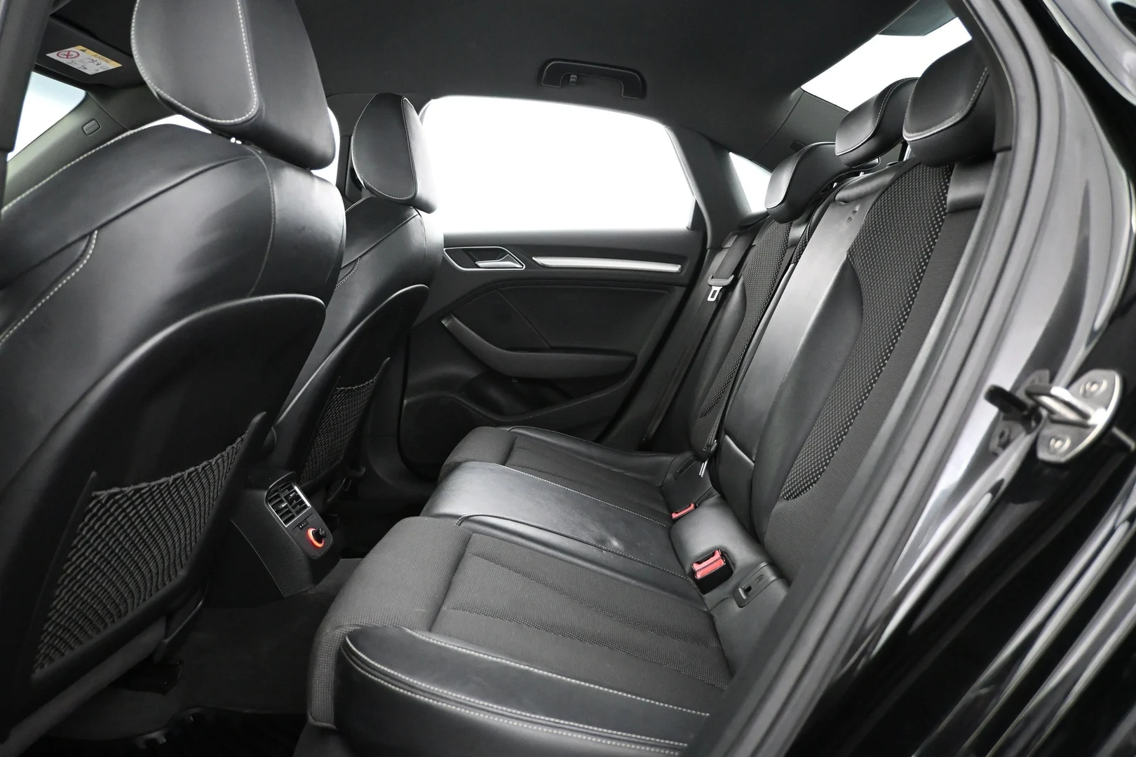 Car Image - 5Wpar9mbzrh2QsZJFYik8I
