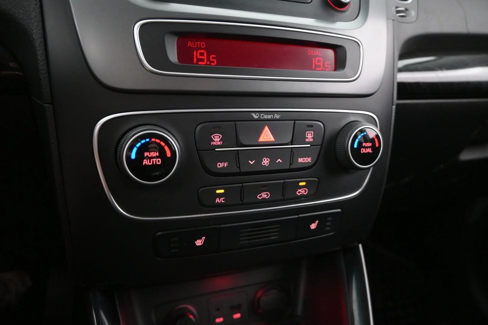 Car Image - 3h01H6DgfGenQhoqGpffEz