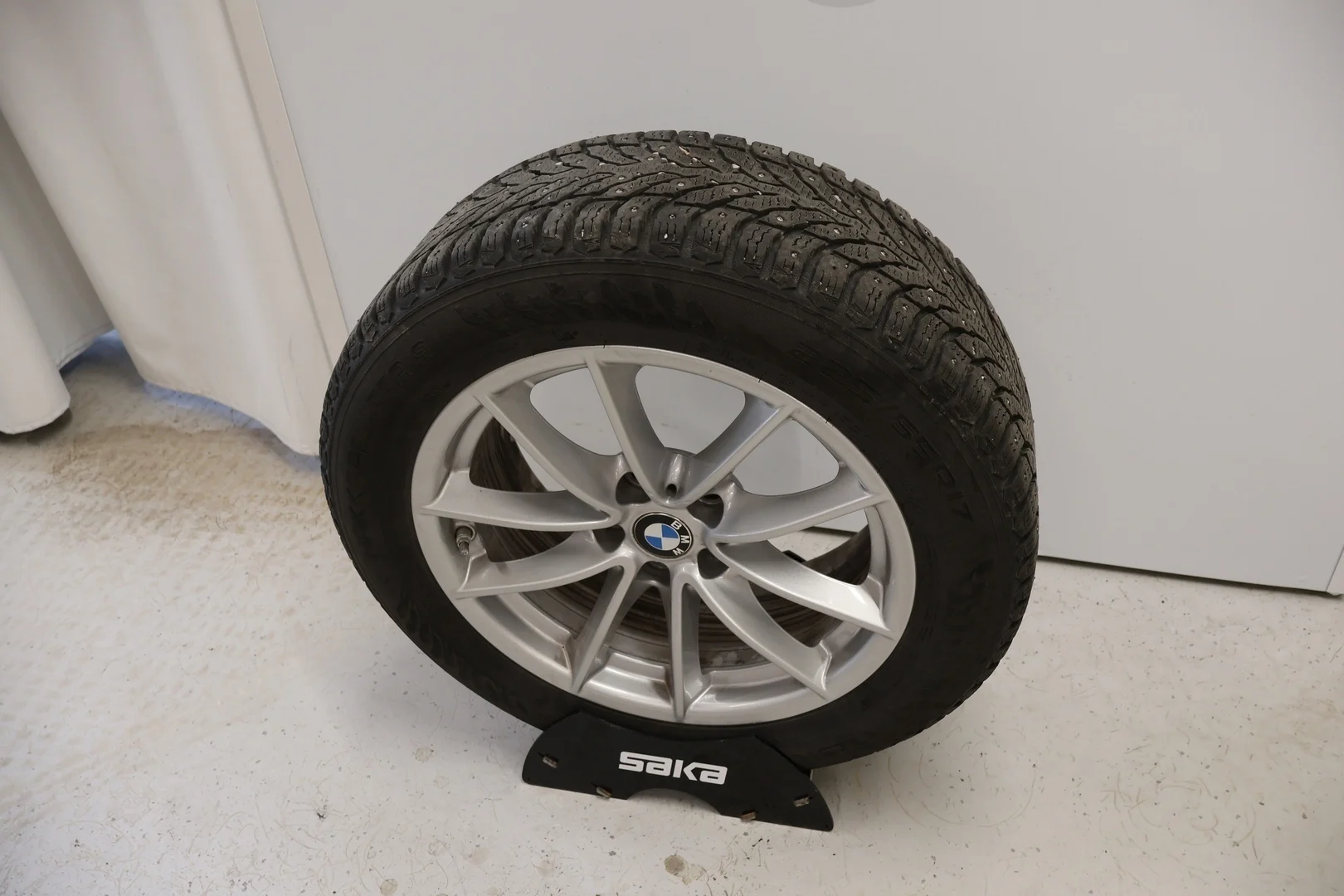 Car Image - 45wvZf5Z4Lr2syUms2CUD1