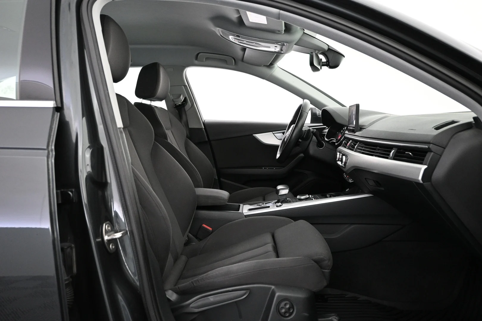 Car Image - 4mou1n02r5yBX0NupOx8mc