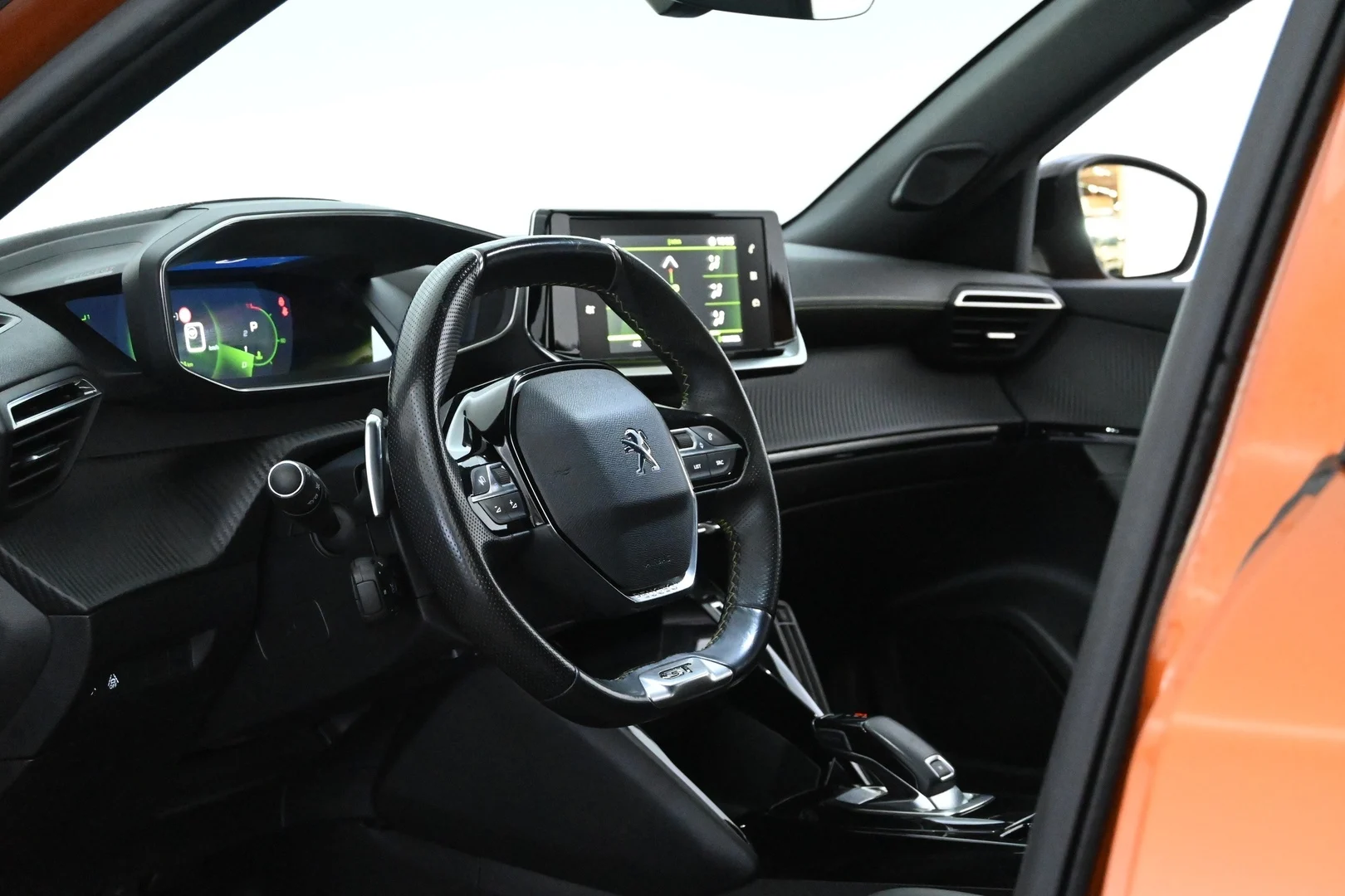 Car Image - 6nGDwD6hiIFQm0XAVuO73X