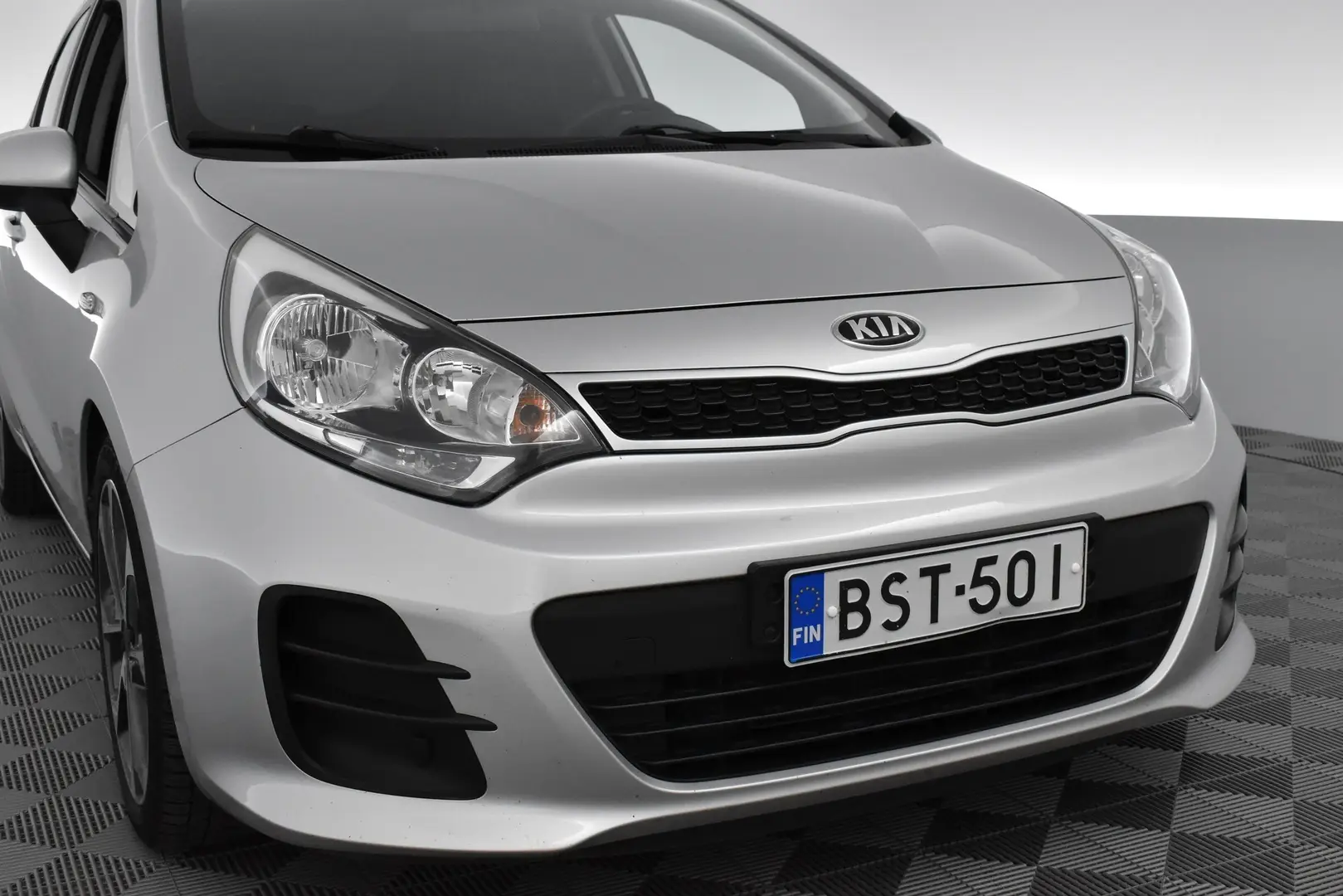 Car Image - 78JatsMseItOvG9alb7sMw