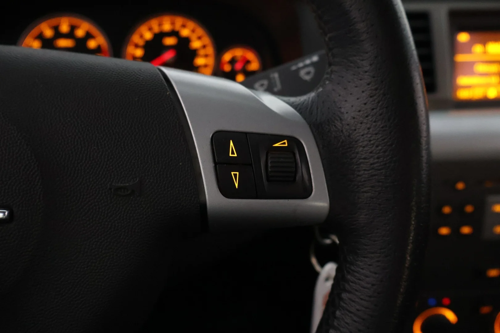 Car Image - 5VvGsFxtwjdjYlbRl4SYaF