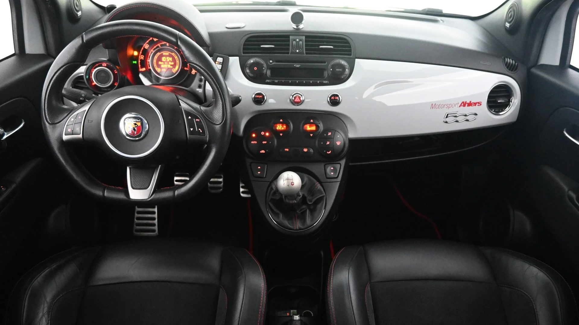 Car Image - 2AbD4GjLnBvUKdKyCCXteS