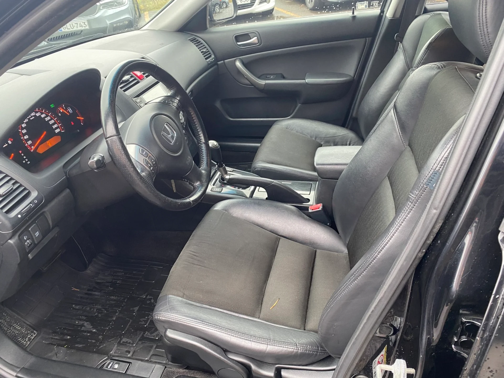 Car Image - 2gTTUHQlQsA3n9BwOhrnO9