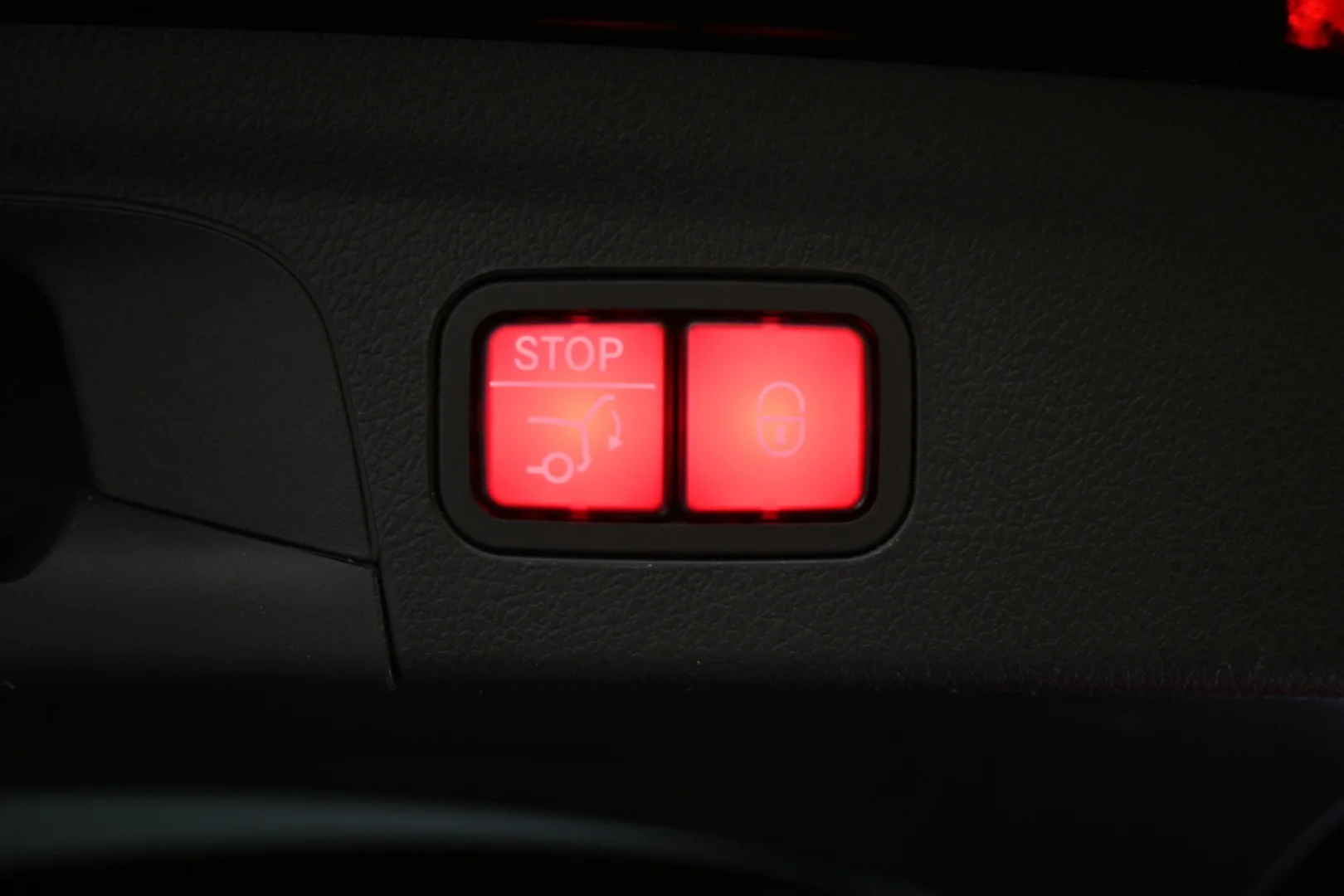 Car Image - 7BbZ5qxAmrqRFzN62Ea7DF