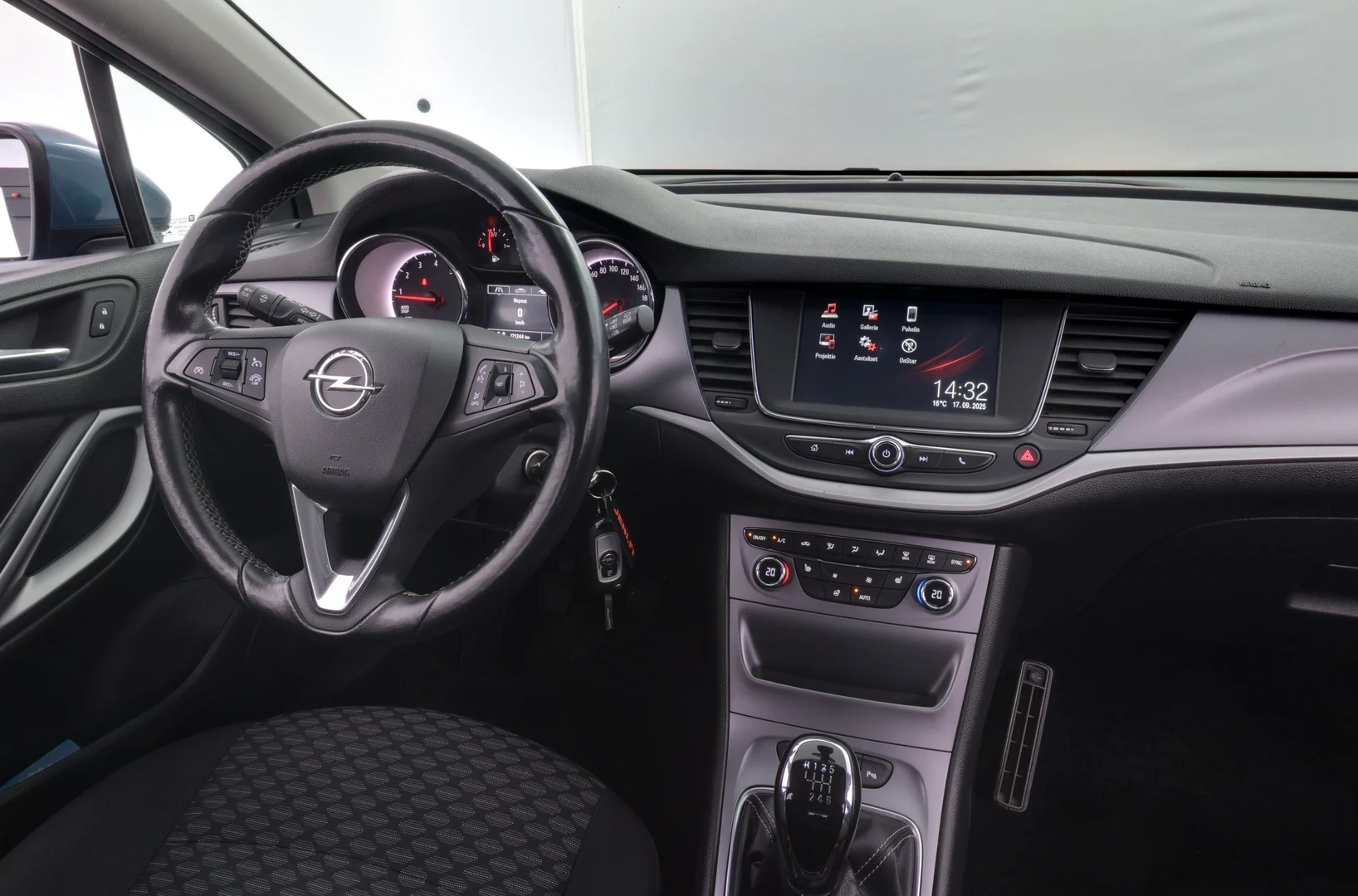 Car Image - 1aVirUDyR4LxijMmLjPaXZ