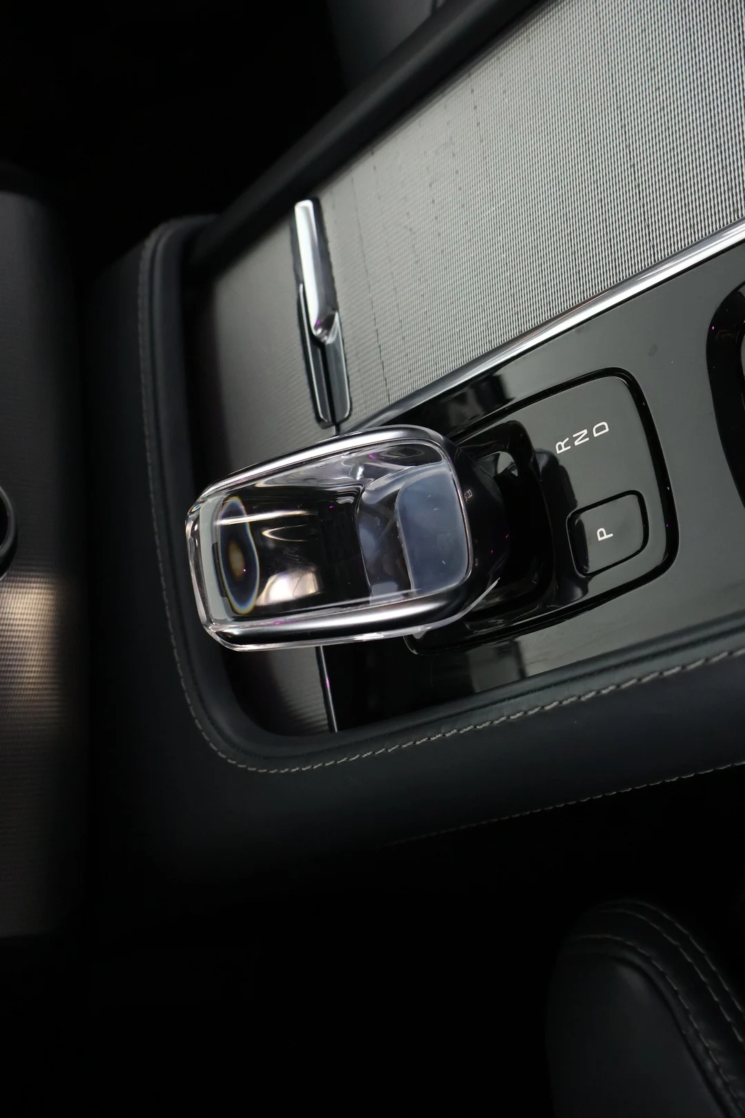 Car Image - 17F104c5OW4TVgTWJv2GGp