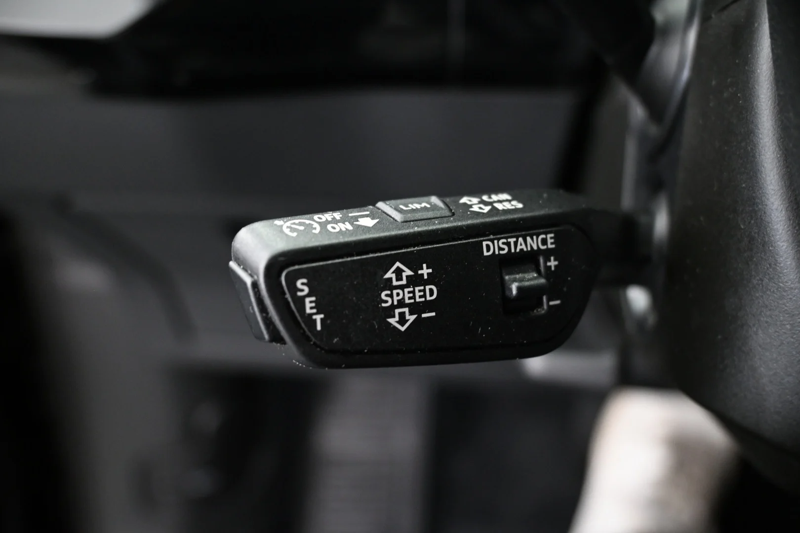 Car Image - 4aiLQrlfhmp1u55onXoaTu