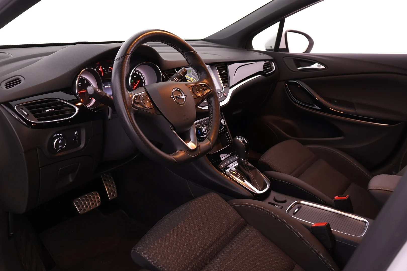 Car Image - 6hvtFrNhQKJZwq1AxhuVnD