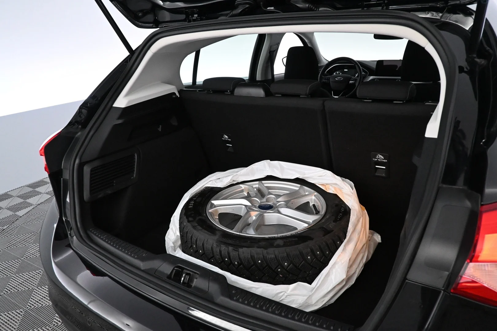 Car Image - 76fgL9hNGRy0rrOiBjUnrp