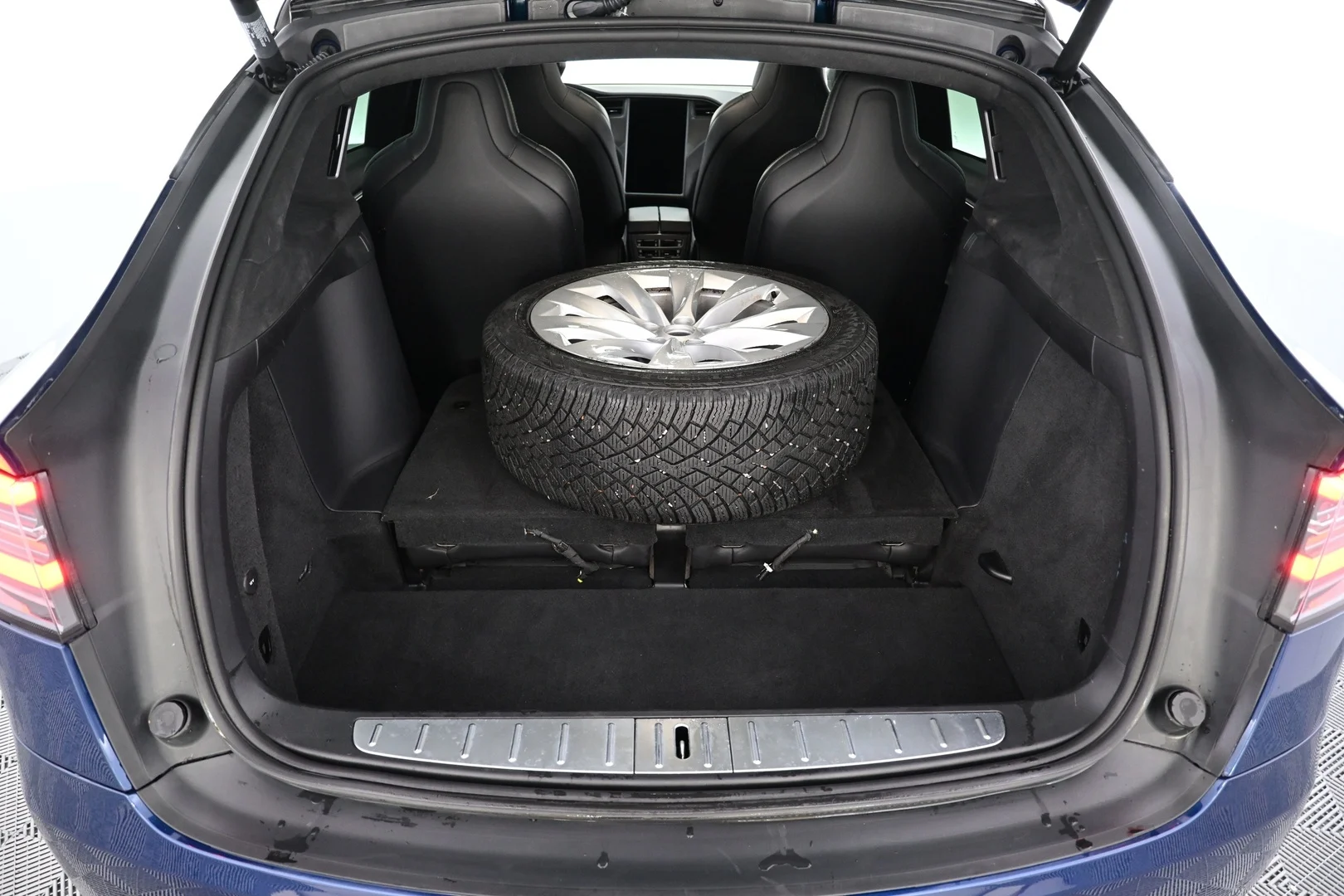 Car Image - 5x8qsHNSEzXiwIuFJmaD5s