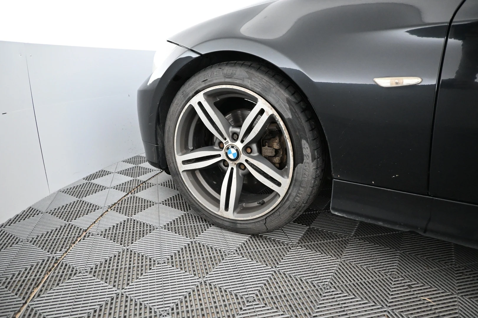 Car Image - 6dFES65mhaOZkrBVf2lWR