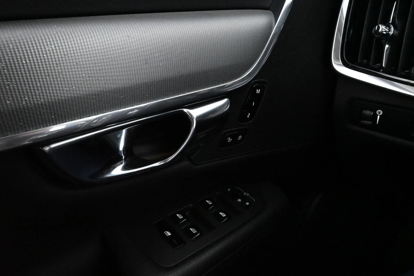 Car Image - 6SRtHhfWnb2gmHZMsi306a
