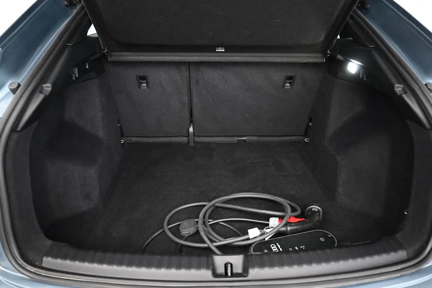 Car Image - 6bKoh3k4skyUQ66rwybBYj