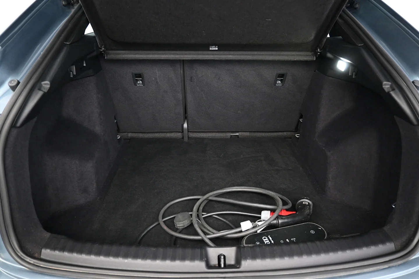 Car Image - 6bKoh3k4skyUQ66rwybBYj