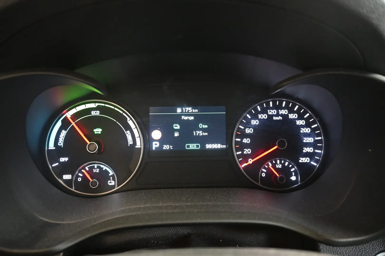 Car Image - 2dRTpn3vSkmP1BWuKqeXgV